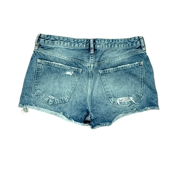 We The Free Classic Distressed Blue Jean Shorts Size 30 - Picture 5 of 8